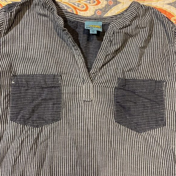 C&C California Blue Striped Chambray Top - Picture 5 of 5